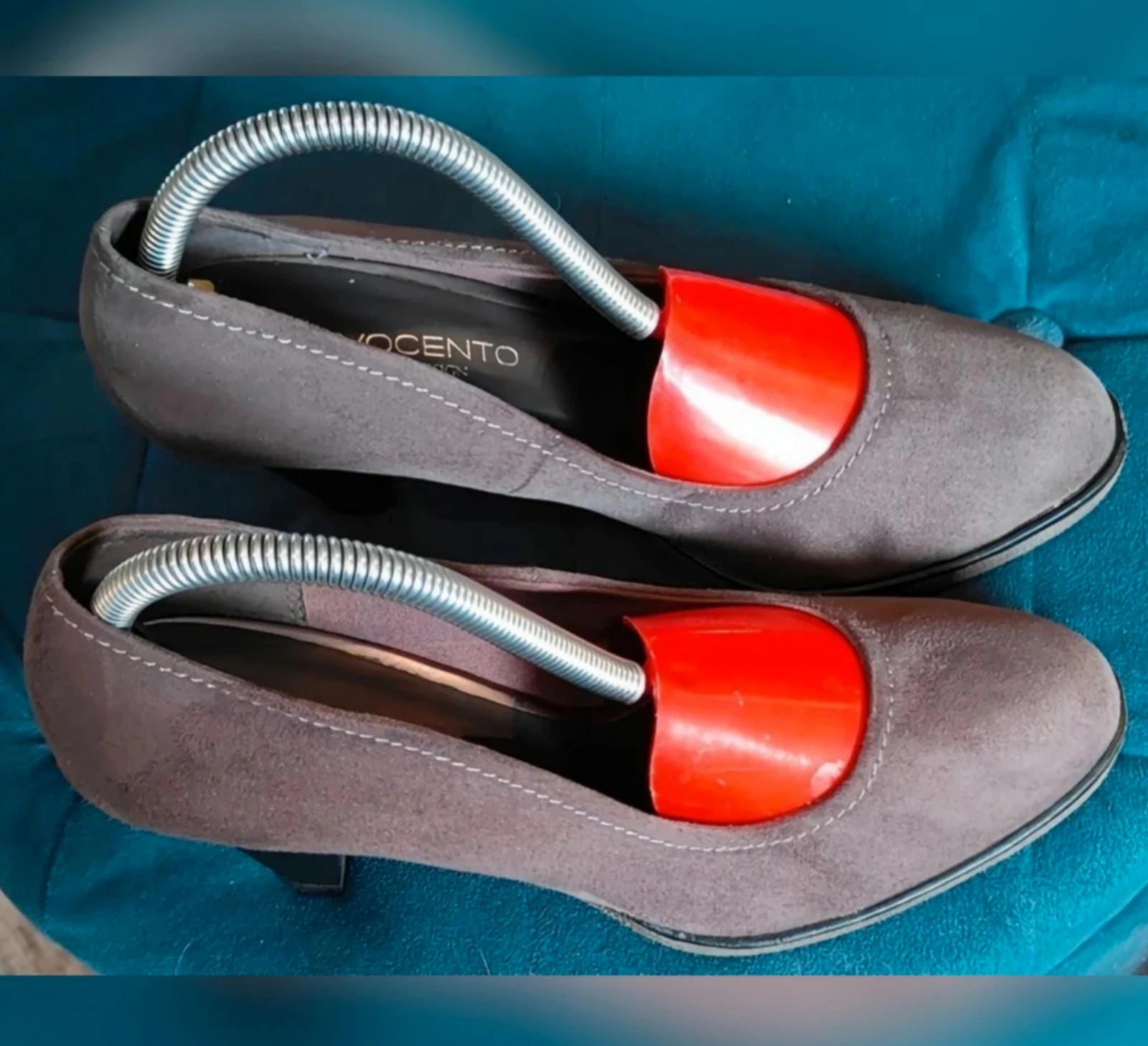 Belles pumps en daim gris foncé Novocento taille 39 – photo 5